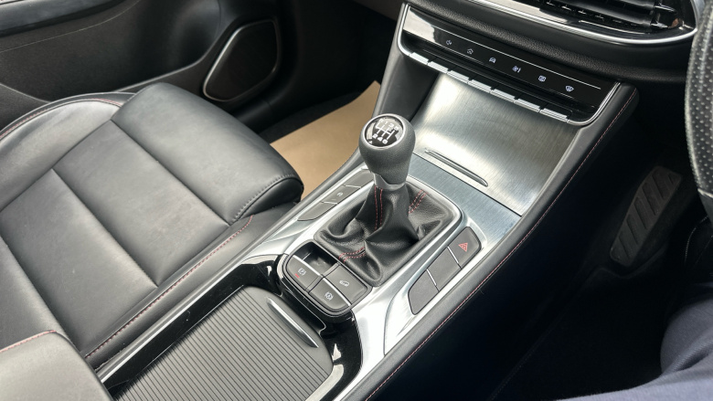 MG Hs 1.5 T-GDI Excite 5dr Petrol Hatchback